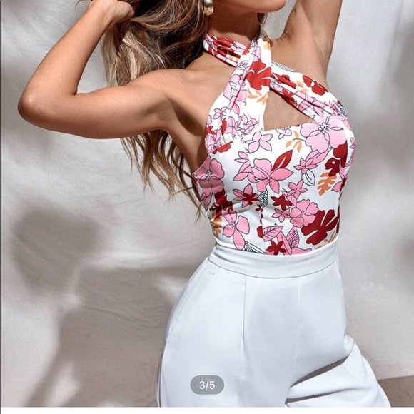 COPY - Brand new floral halter top. Size medium - Picture 4 of 4